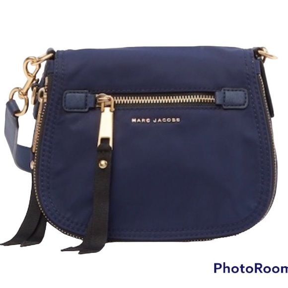 Marc Jacobs Handbags - Marc Jacobs trooper small a nomad blue nylon with gold zipper Crossbody purse